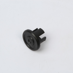 Заглушка траверсы Avantis A6 Basic