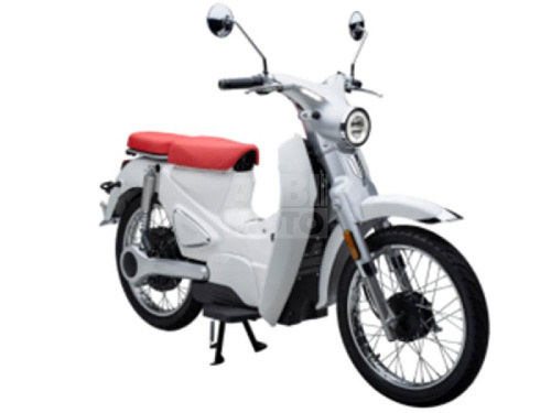 Скутер CINECO E-CLASSIC (1500W) 2024 Скутер CINECO E-CLASSIC (1500W) 2024