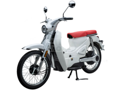 Скутер CINECO E-CLASSIC (1500W) 2024 Скутер CINECO E-CLASSIC (1500W) 2024